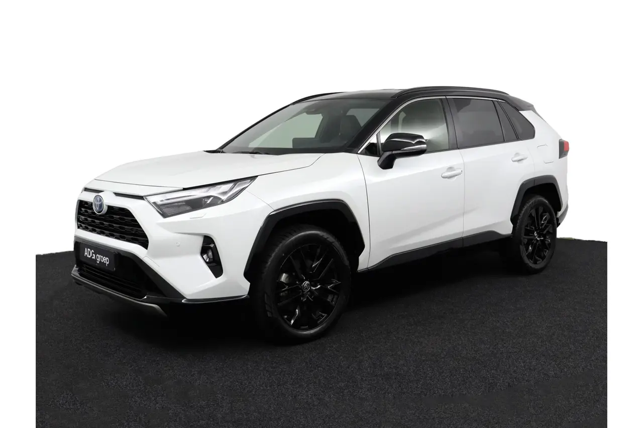 Toyota RAV4 2.5 Hybrid AWD Bi-Tone 2025, foto 1