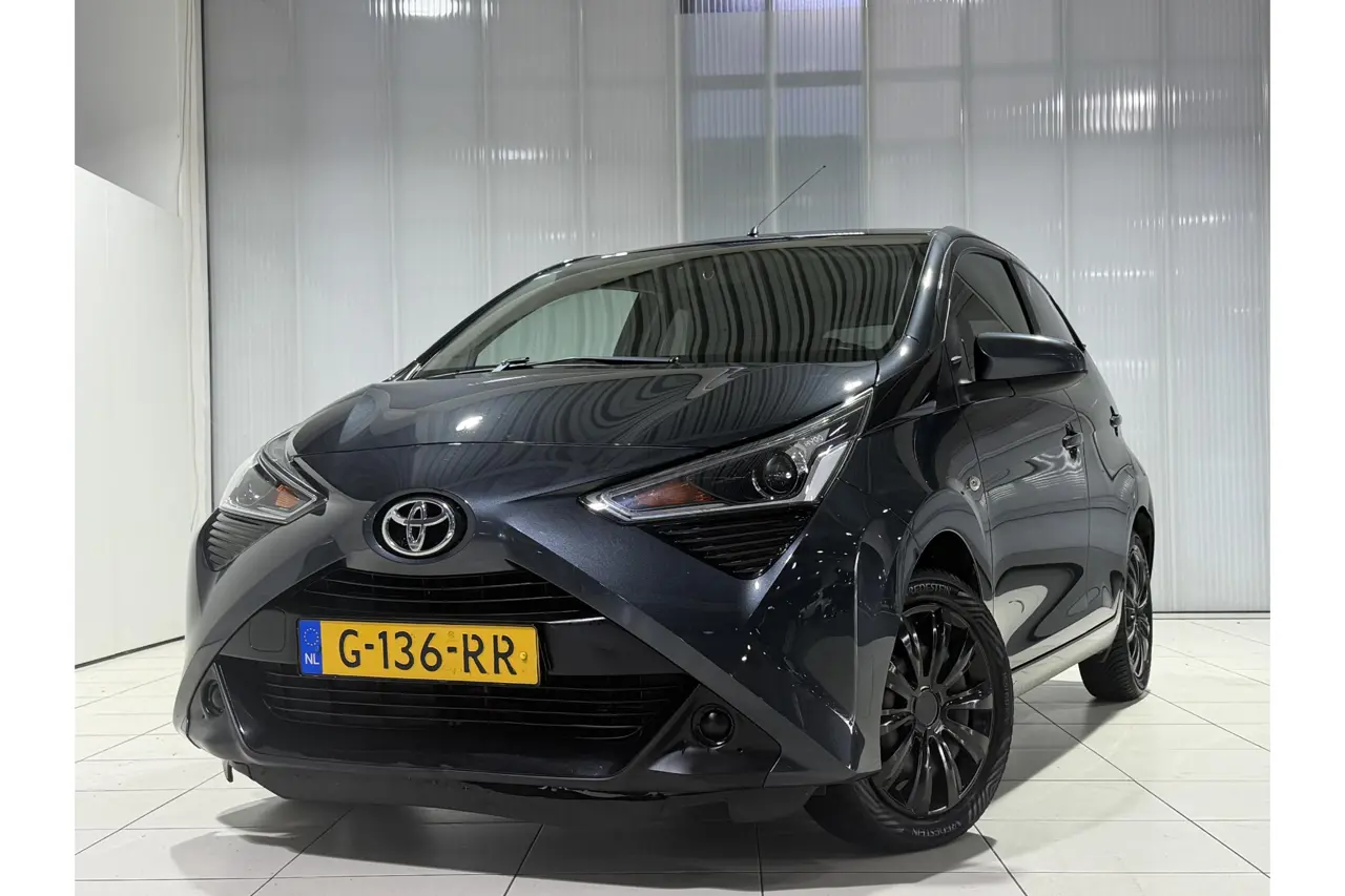 Toyota Aygo 1.0 VVT-i X-Play Limited 2019, foto 1
