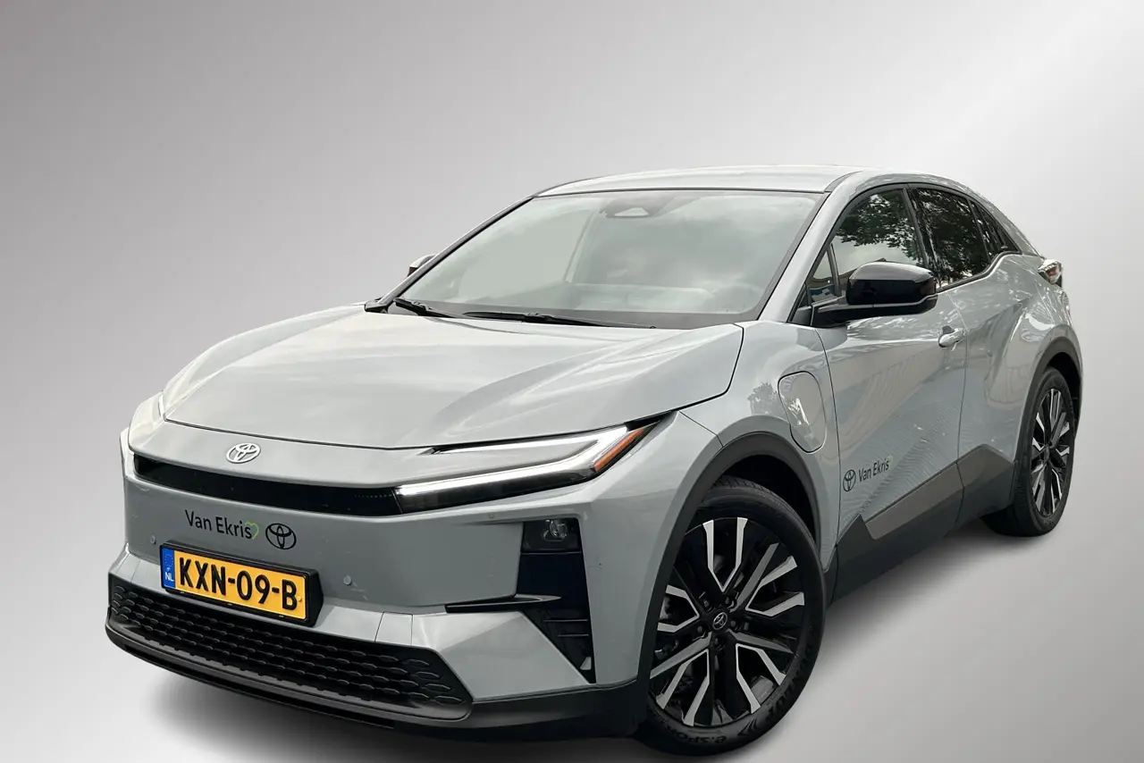 Toyota C-HR First Edition 77 kWh, 20 inch LM velgen, 2026, foto 1