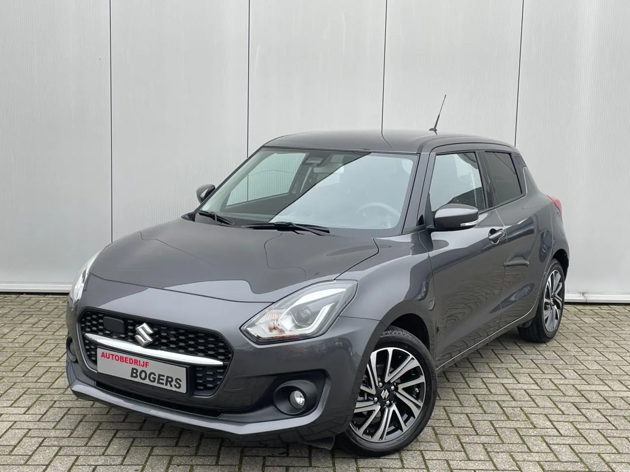 Suzuki Swift 1.2 Style Smart Hybrid 2024, foto 1