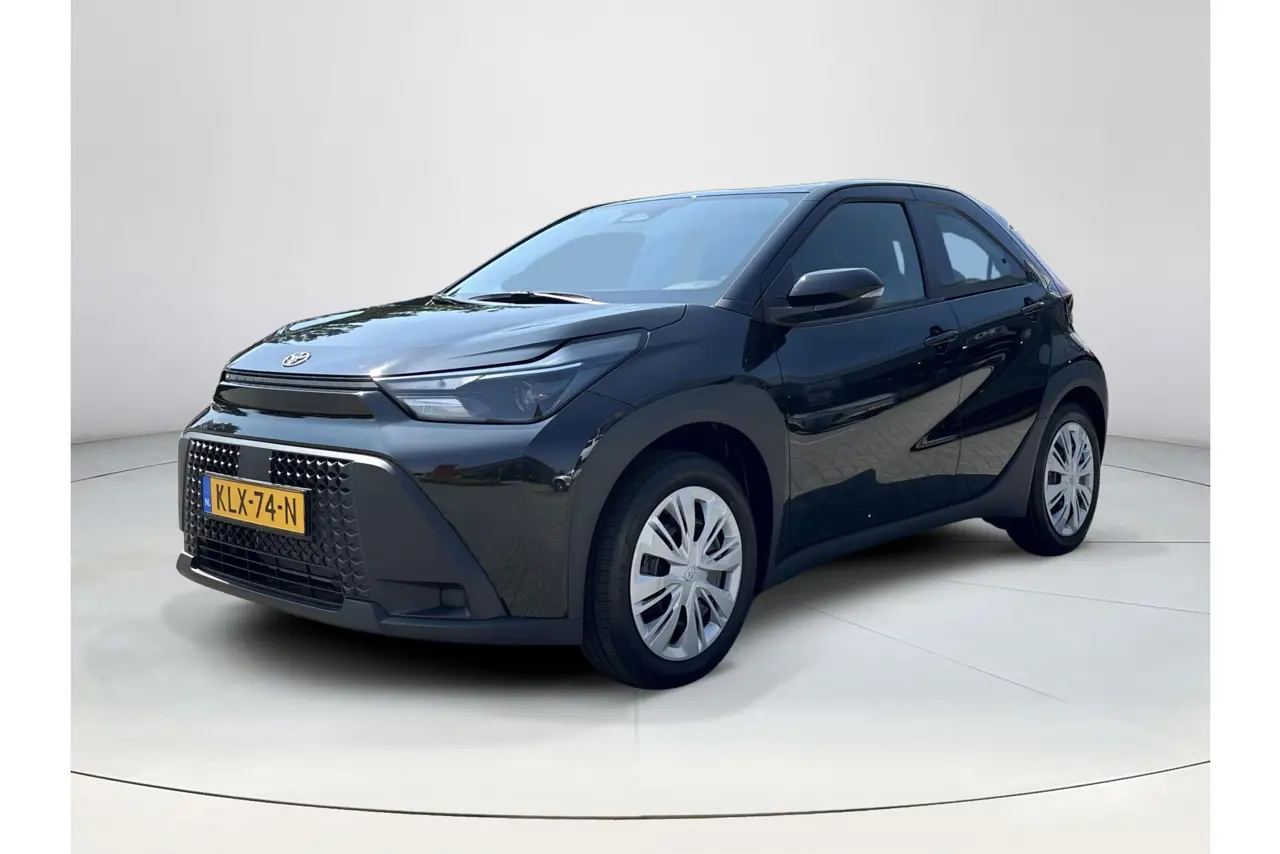 Toyota Aygo X Hybrid 115 Play 2026, foto 1