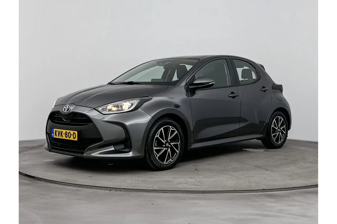 Toyota Yaris 115 Hybrid Active Plus 2023, foto 1