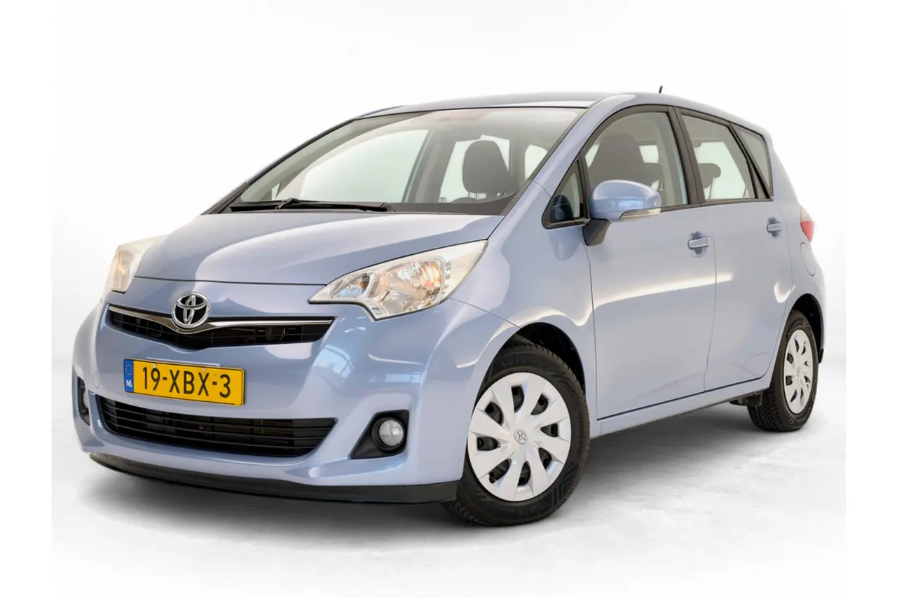 Toyota Verso-S 1.3 VVT-i Aspiration 2012, foto 1