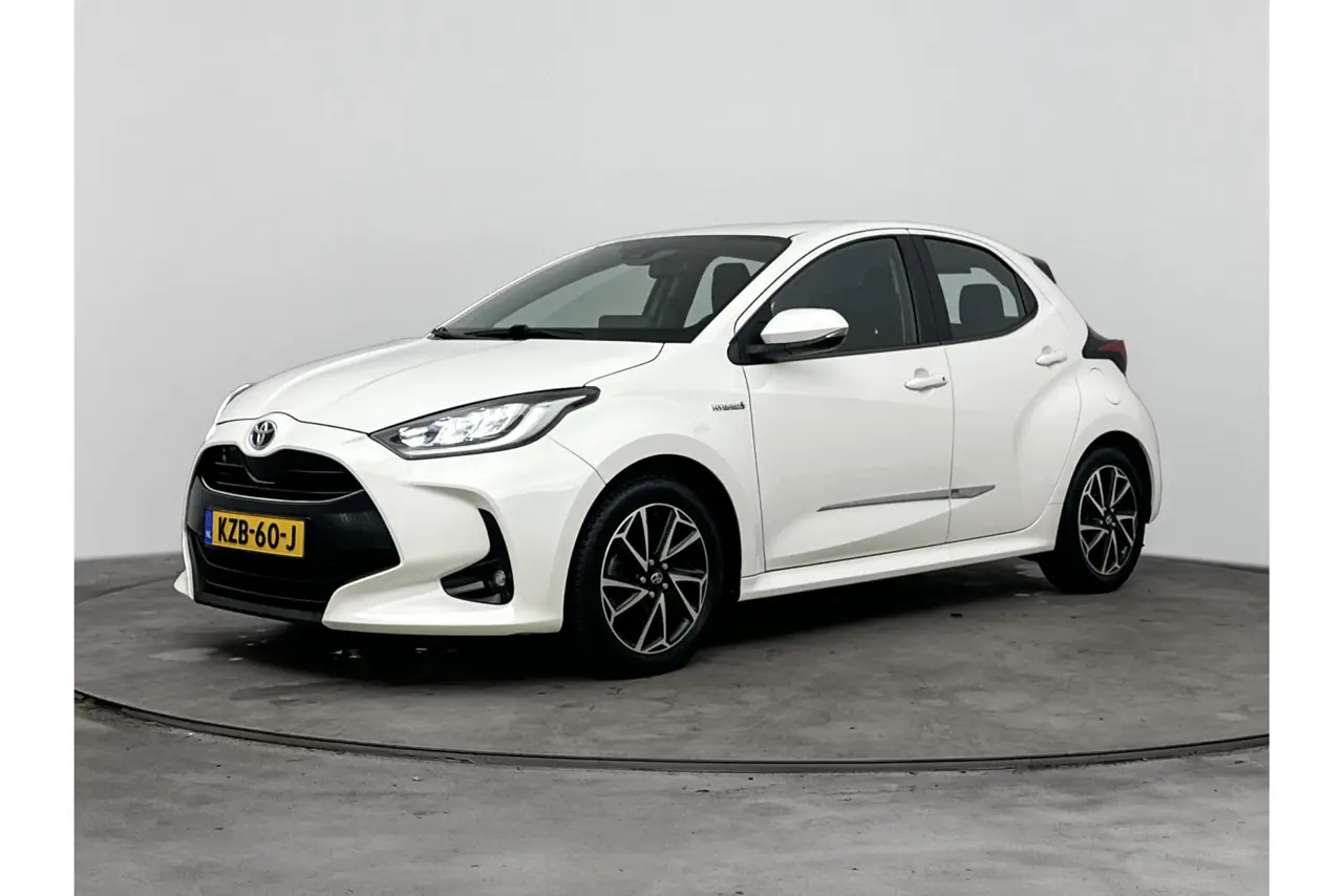 Toyota Yaris 1.5 Hybrid Dynamic 2021, foto 1