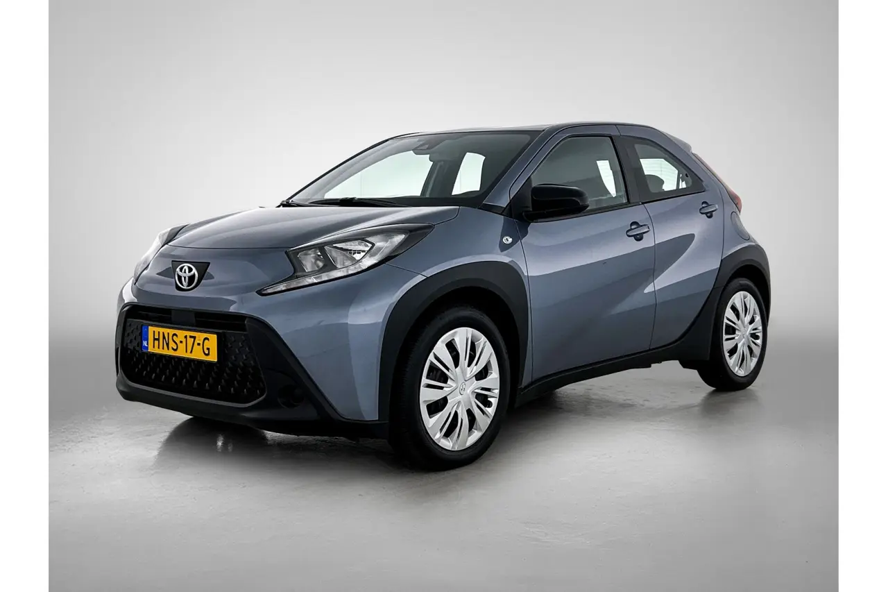 Toyota Aygo X 1.0 VVT-i MT Play 2025, foto 1