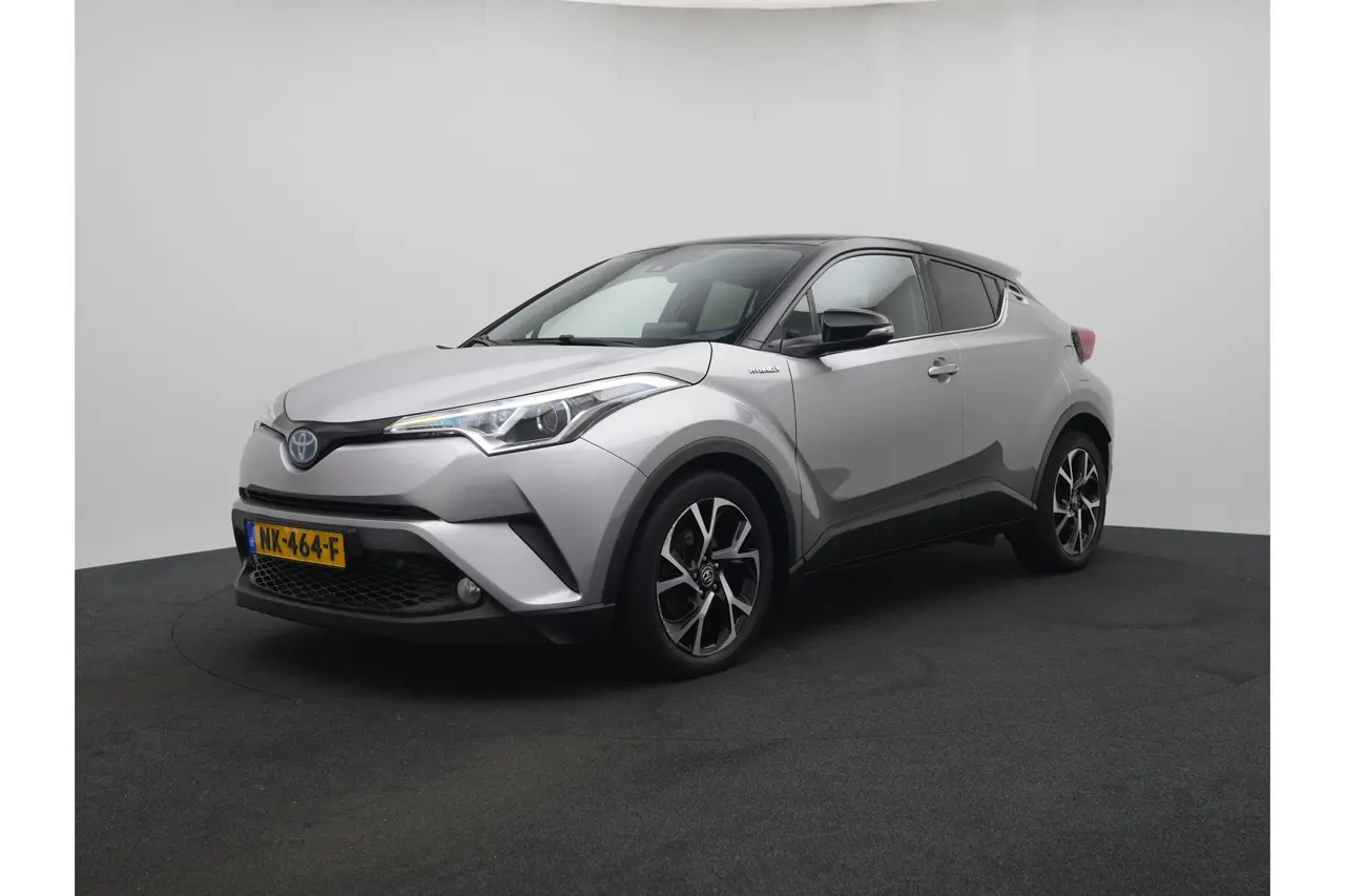 Toyota C-HR 1.8 Hybrid Bi-Tone 2017, foto 1