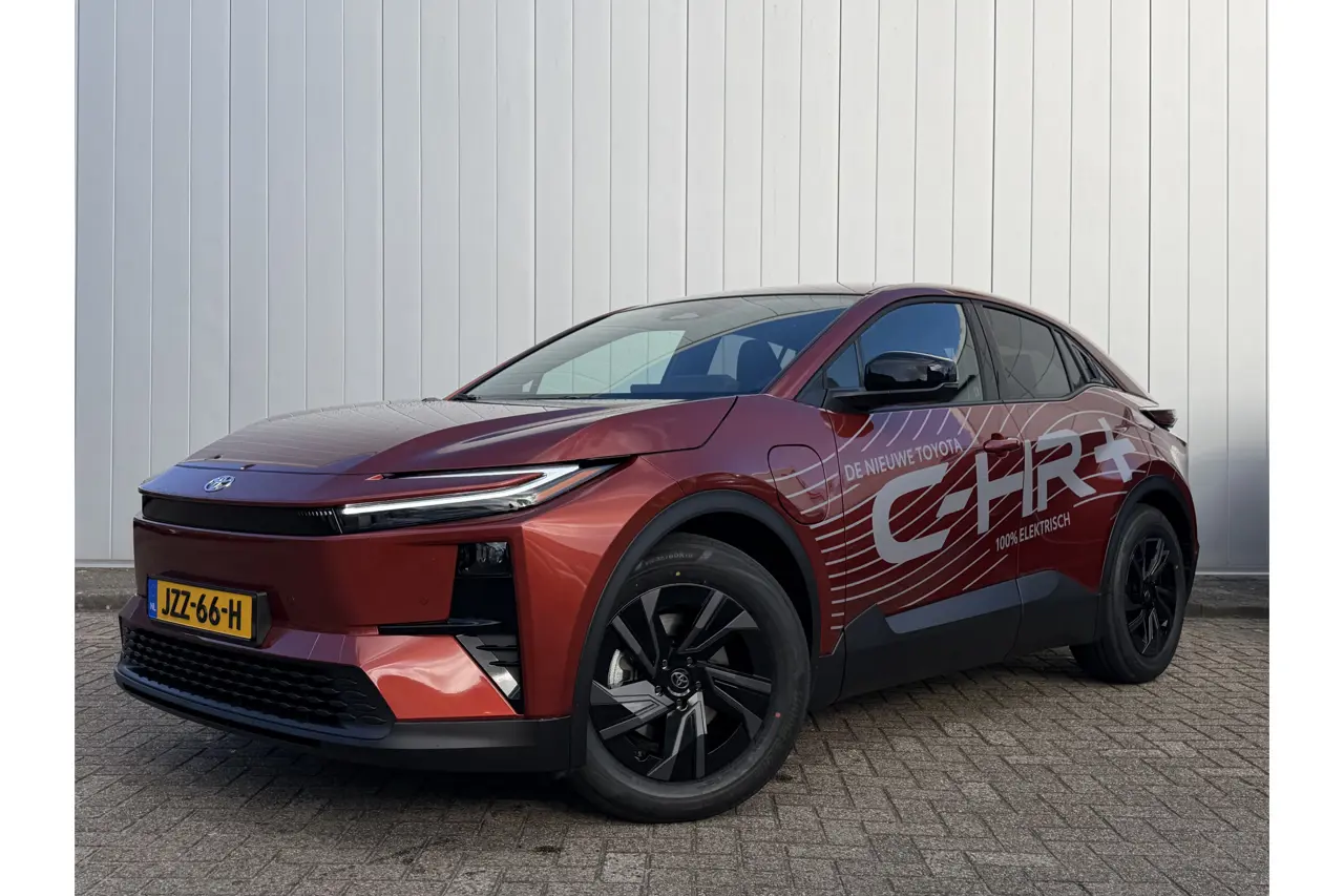 Toyota C-HR First Edition 77 kWh Demo Stoel Stuur Verwarming Warmtepomp 2026, foto 1