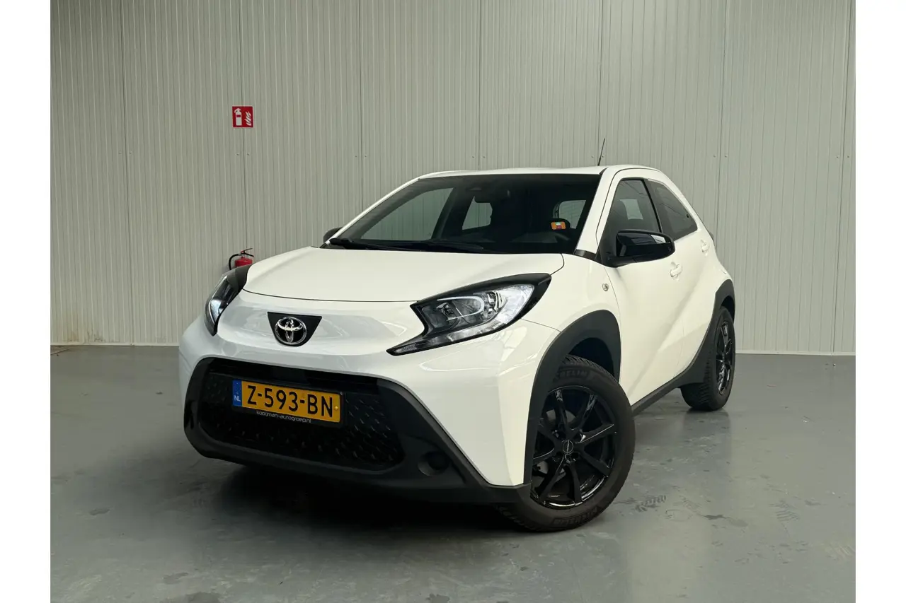 Toyota Aygo X 1.0 VVT-i S-CVT Play 2024, foto 1