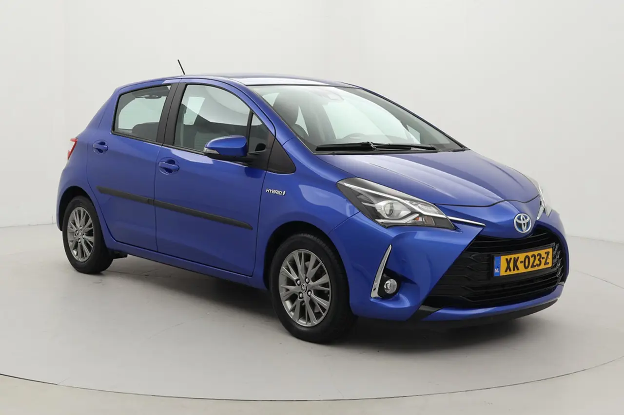 Toyota Yaris 1.5 Hybrid Design 2018, foto 1