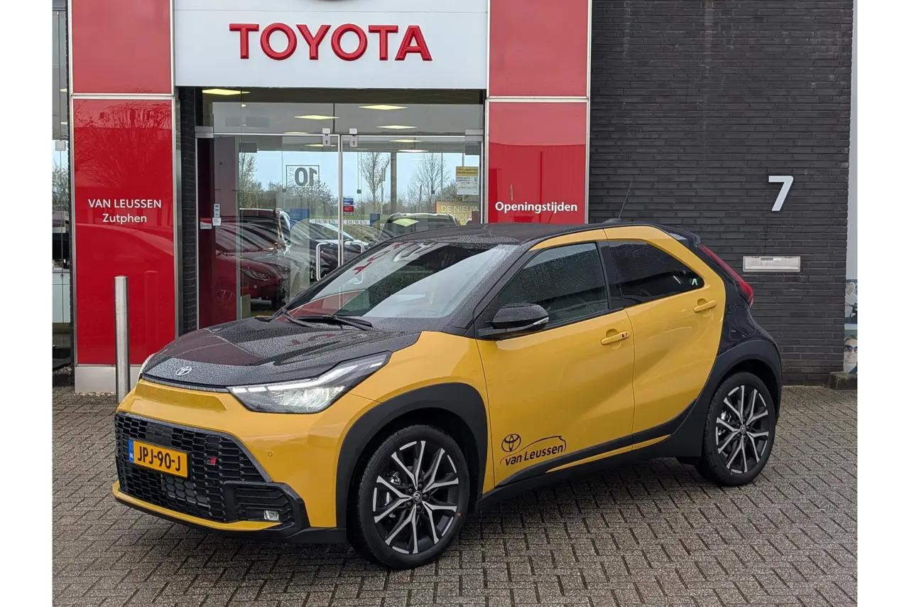 Toyota Aygo X Hybrid 115 Gr-Sport 2025, foto 1