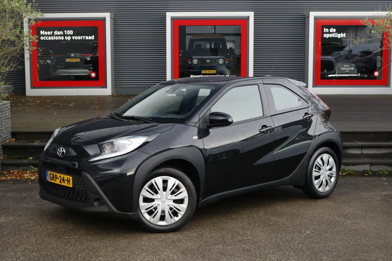 Toyota Aygo X 1.0 VVT-i Mt Play 2024, foto 1