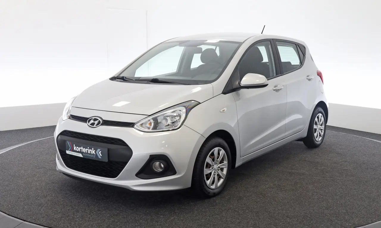 Hyundai i10 1.0I I-Motion Comfort 2016, foto 1