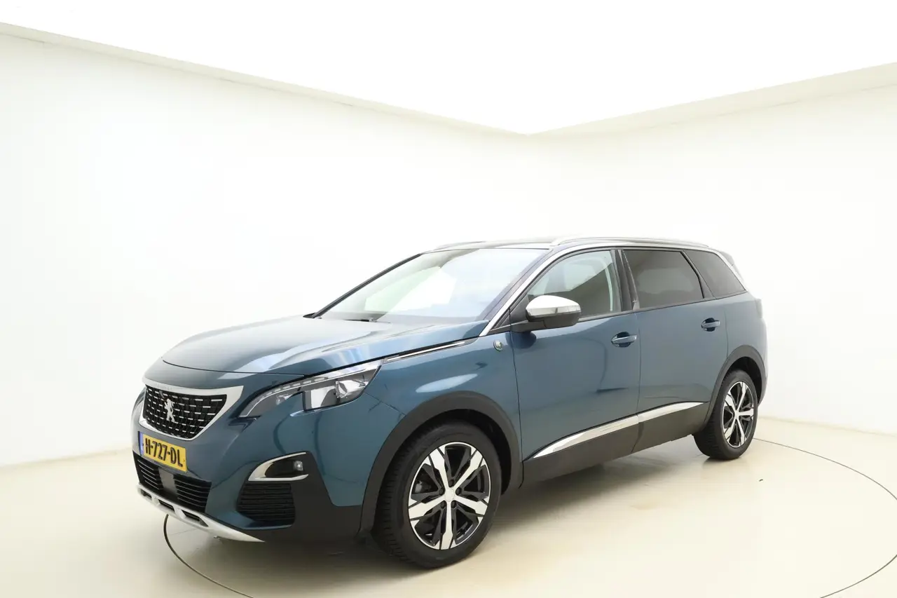 Peugeot 5008 1.2 Puretech Crossway 2020, foto 1