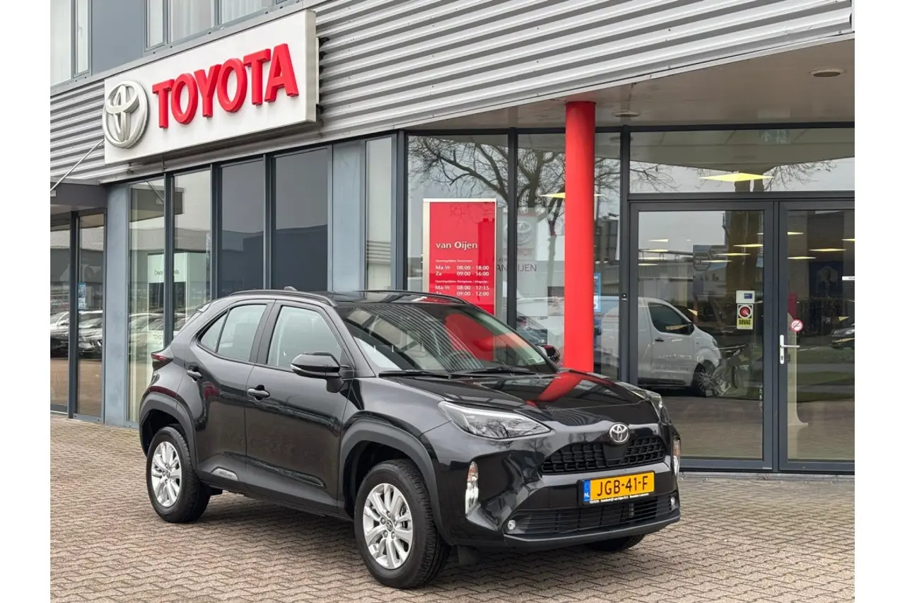 Toyota Yaris Cross 1.5 Hybr 115 Active 2025, foto 1