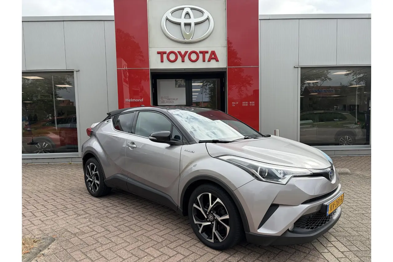 Toyota C-HR 1.8 Hybrid Bi-Tone 2016, foto 1