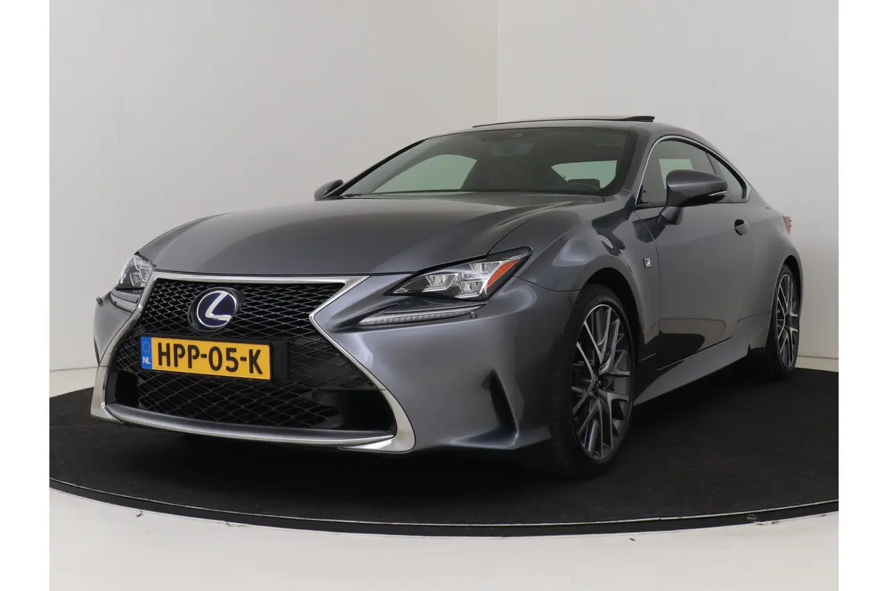 Lexus RC 300H F Sport Premium 2017, foto 1