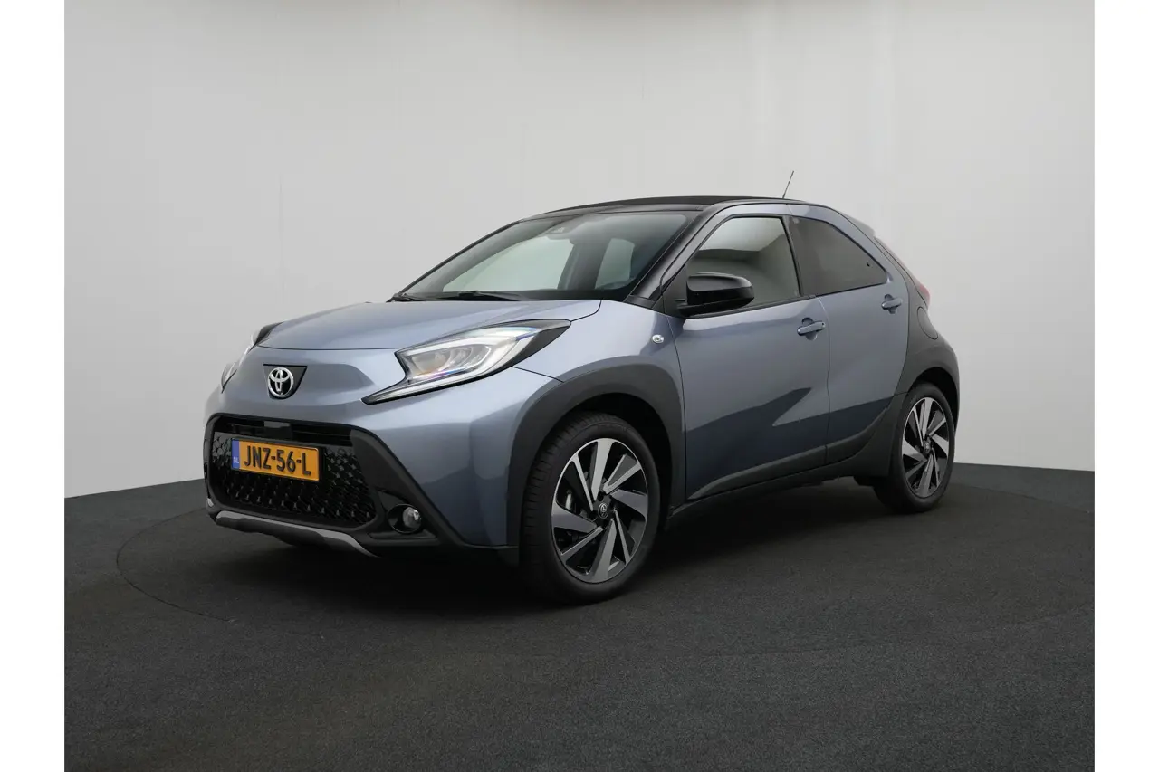 Toyota Aygo X 1.0 VVT-i Mt Envy Cabriolet 2025, foto 1