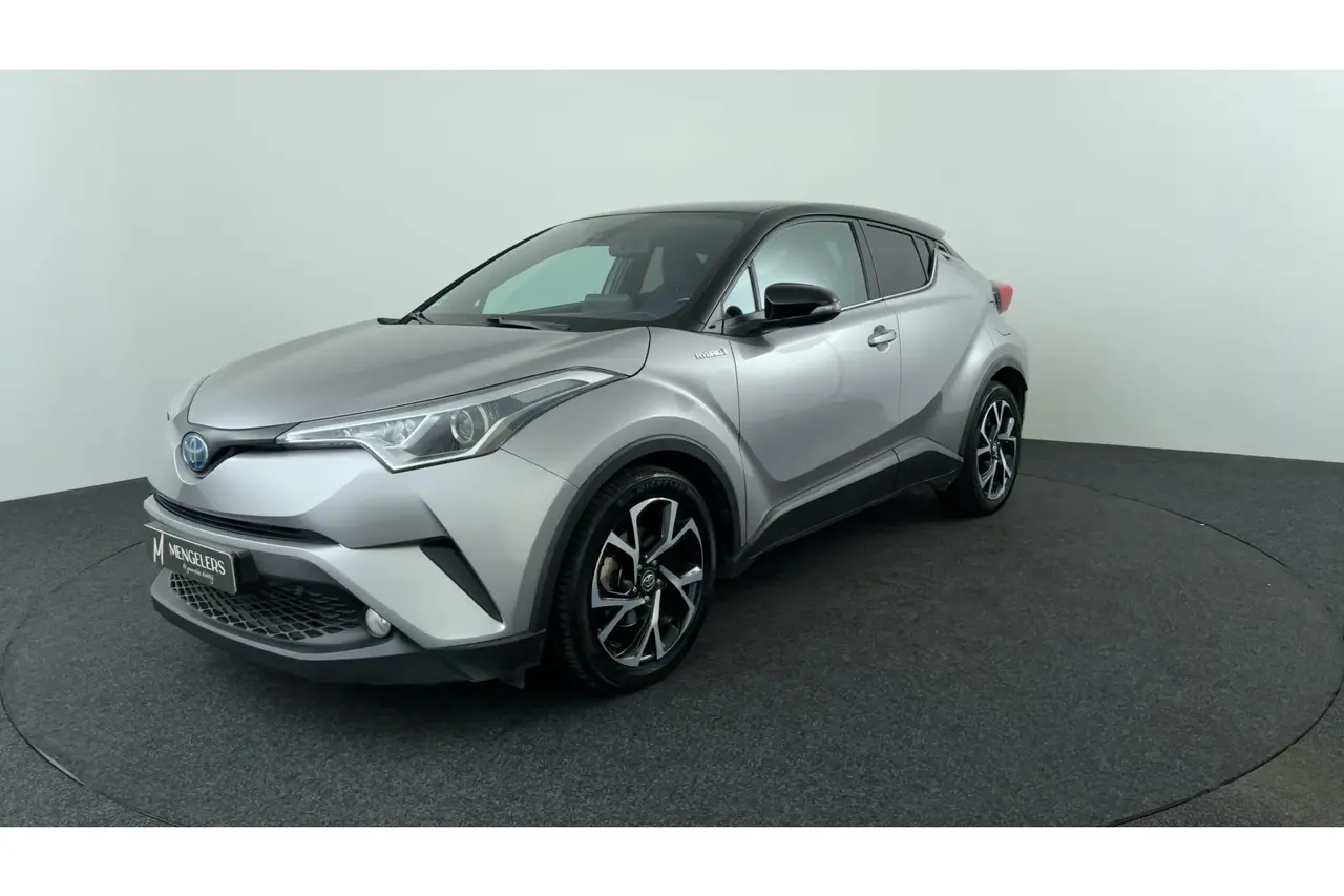 Toyota C-HR 1.8 Hybrid Bi-Tone 2017, foto 1
