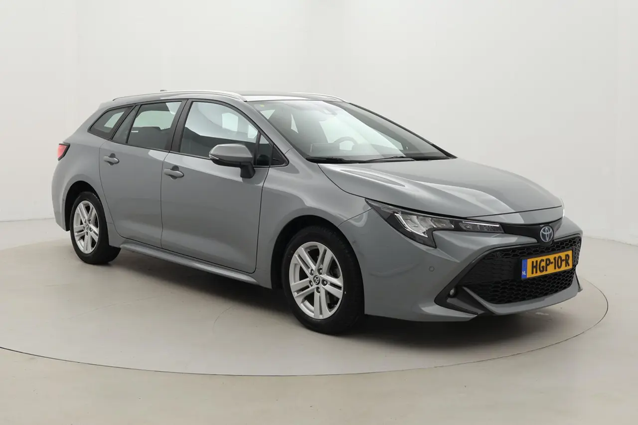 Toyota Corolla Touring Sports Hybrid 140 Business 2022, photo 1