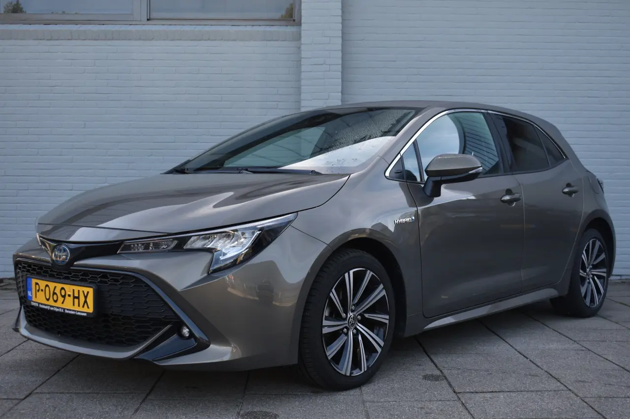 Toyota Corolla 1.8 Hybrid Dynamic Automaat 122Pk 2022, foto 1
