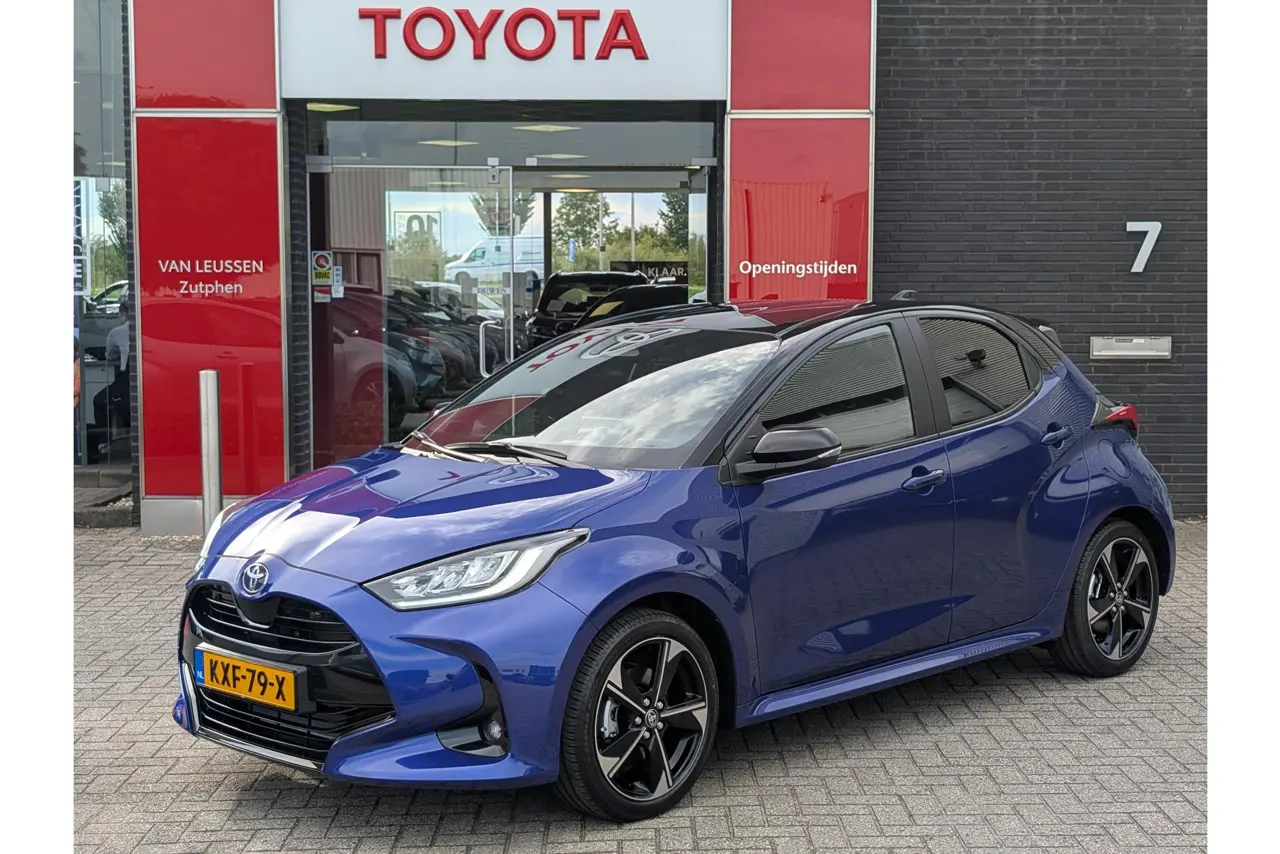 Toyota Yaris 1.5 Hybrid 130 Executive 2026, foto 1