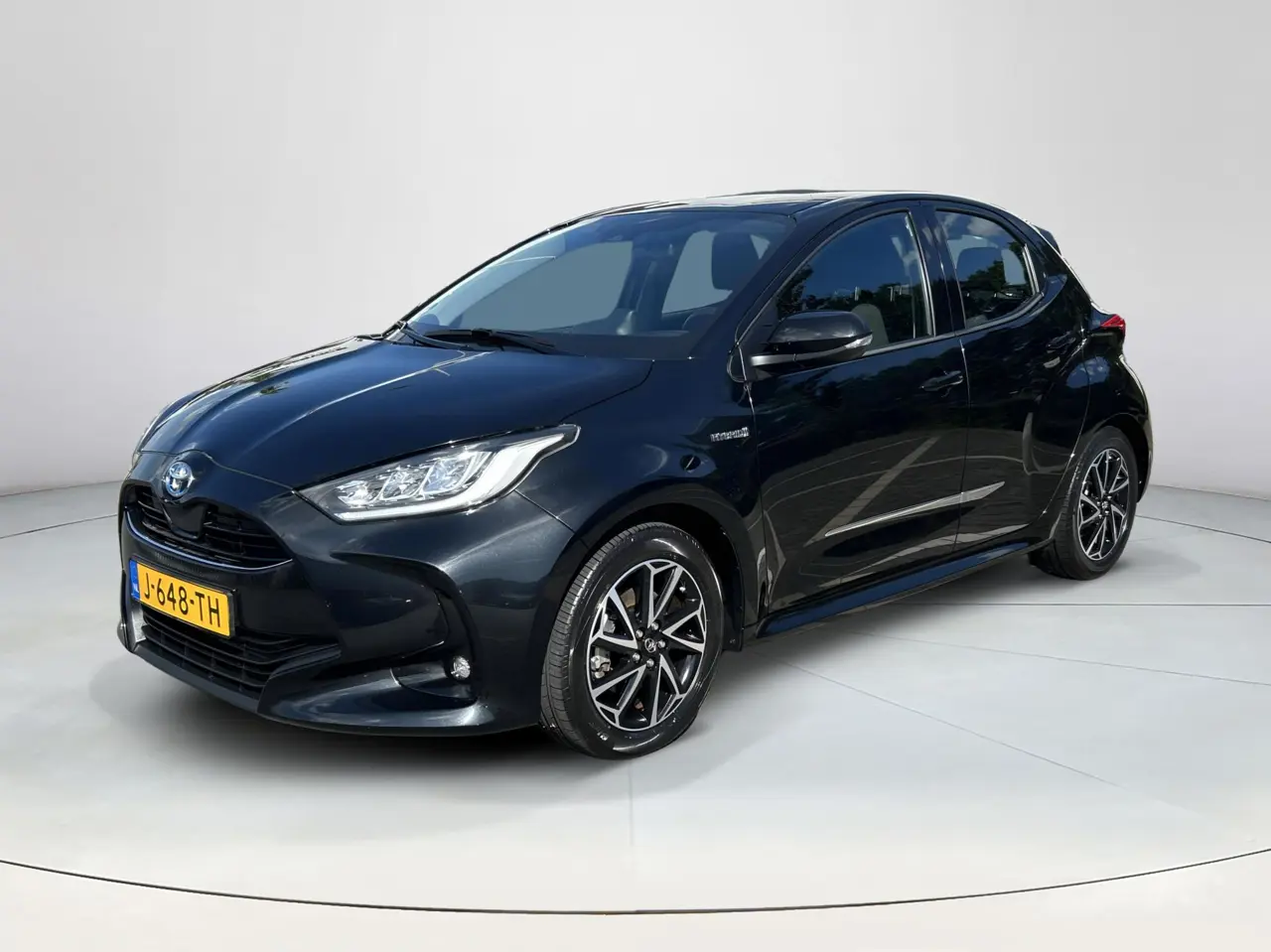 Toyota Yaris 1.5 Hybrid First Edition 2020, foto 1