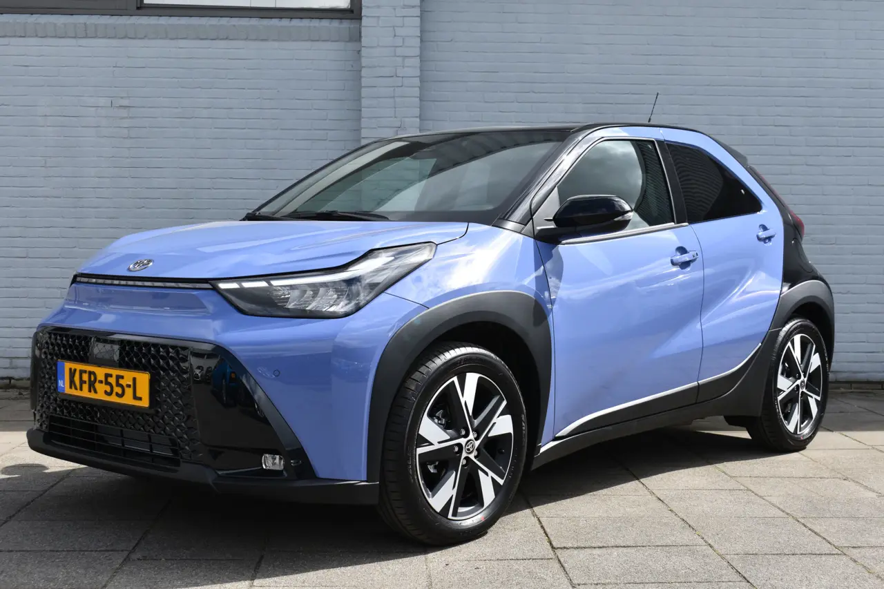 Toyota Aygo X Hybrid 115 Pulse Automaat 116Pk 2026, photo 1