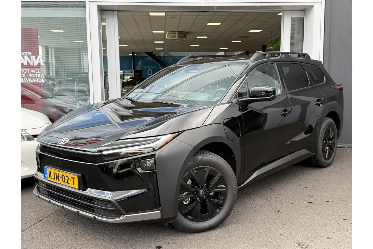 Toyota bZ4X Executive AWD 75 kWh 2026, foto 1