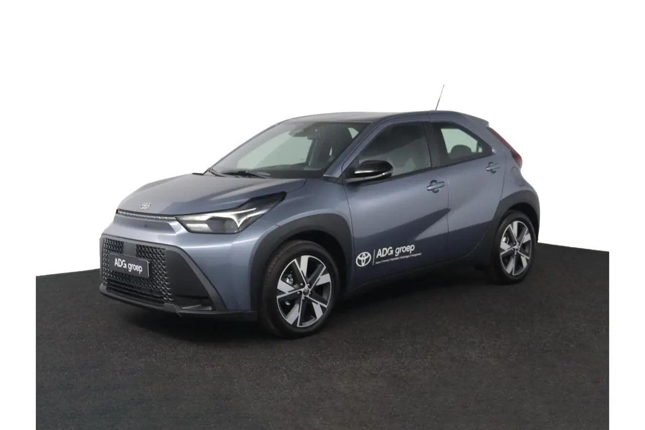 Toyota Aygo X Hybrid 115 Play 2026, foto 1
