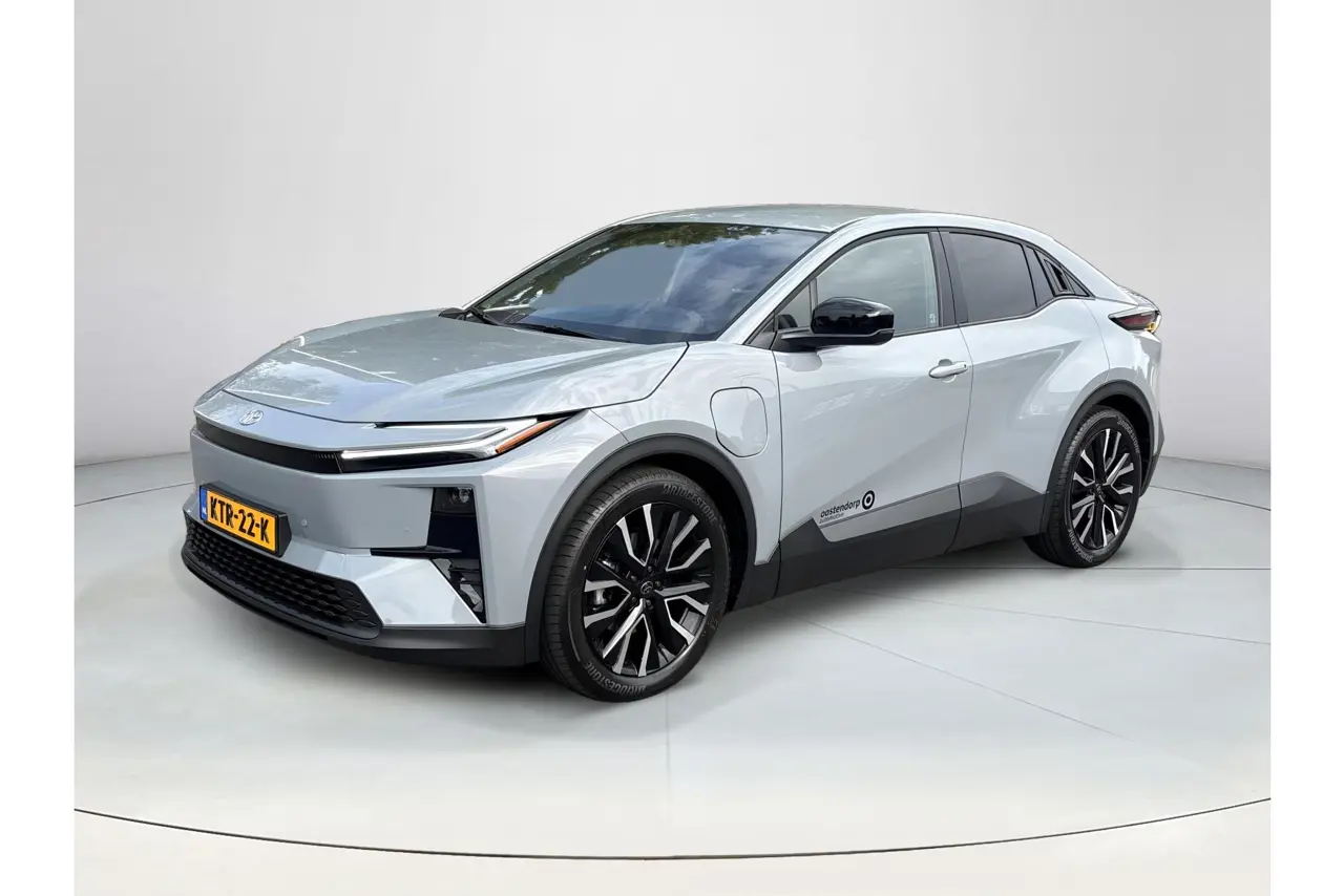 Toyota C-HR First Edition 77 kWh 2026, foto 1