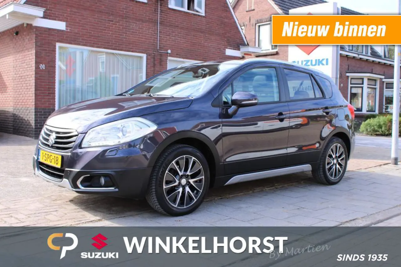 Suzuki S-Cross 1.6 High Executive 2013, foto 1