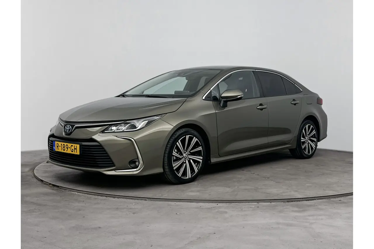 Toyota Corolla 1.8 Hybrid Business Plus Nl-Auto 2022, foto 1