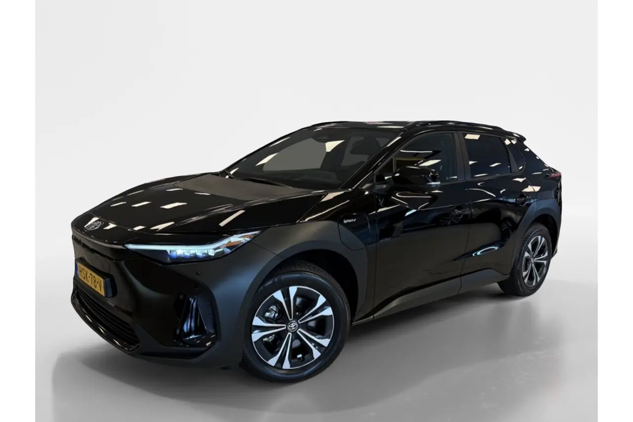 Toyota bZ4X Dynamic 71 kWh 2025, foto 1
