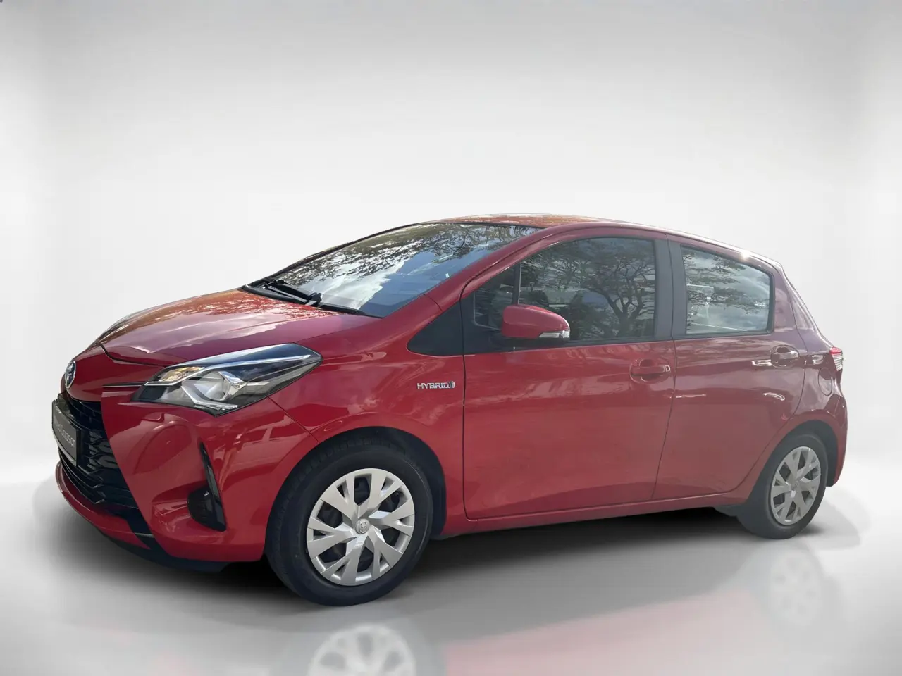 Toyota Yaris 1.5 Hybrid Aspiration 2017, photo 1