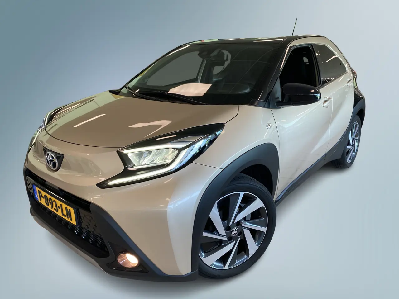 Toyota Aygo X 1.0 VVT-i Mt Envy 2022, photo 1