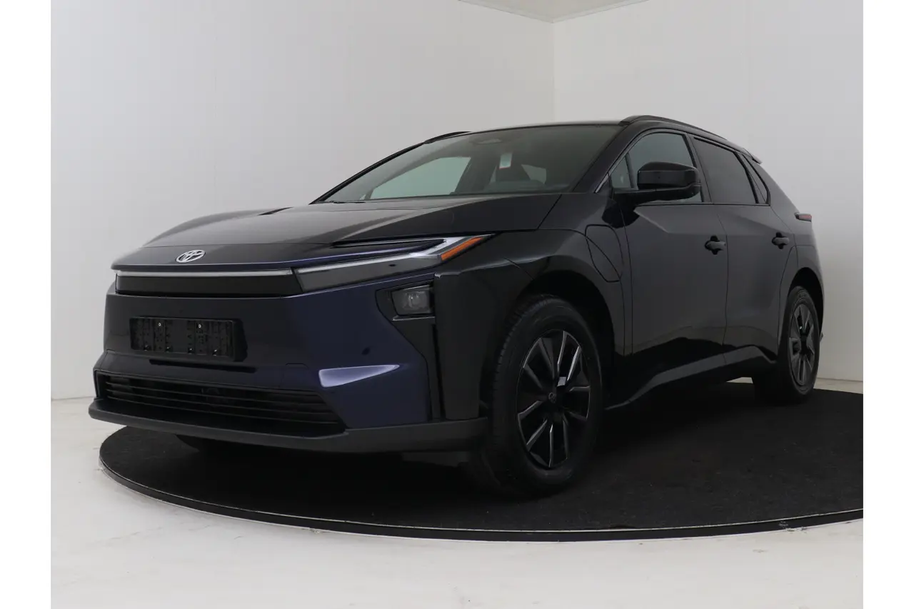 Toyota bZ4X Executive 73 kWh 2025, foto 1