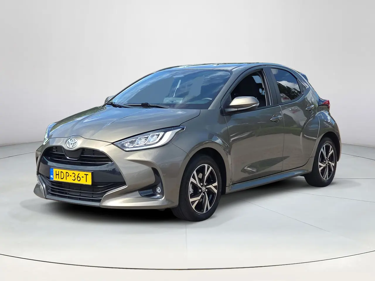 Toyota Yaris 1.5 Hybrid 115 First Edition 2025, foto 1