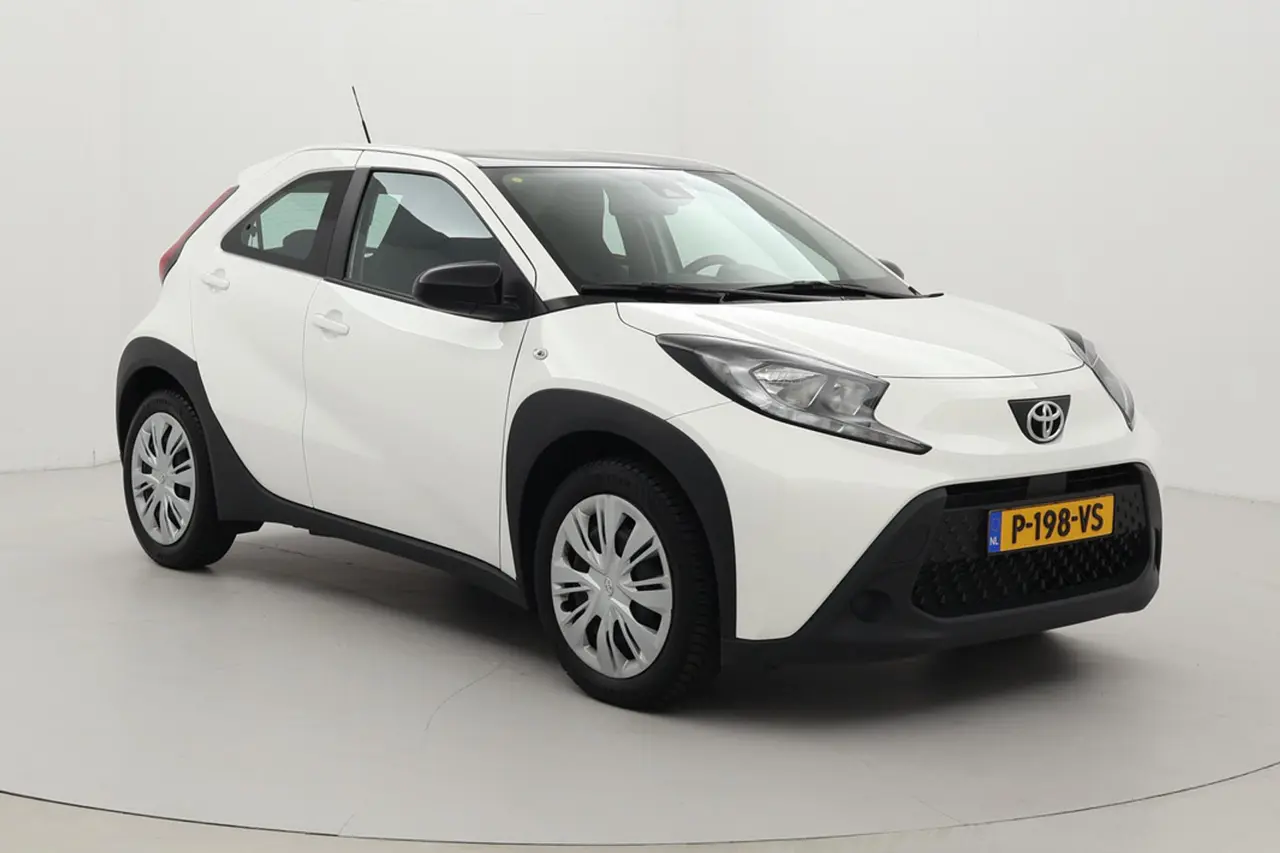 Toyota Aygo X 1.0 VVT-i Mt Play 2022, foto 1