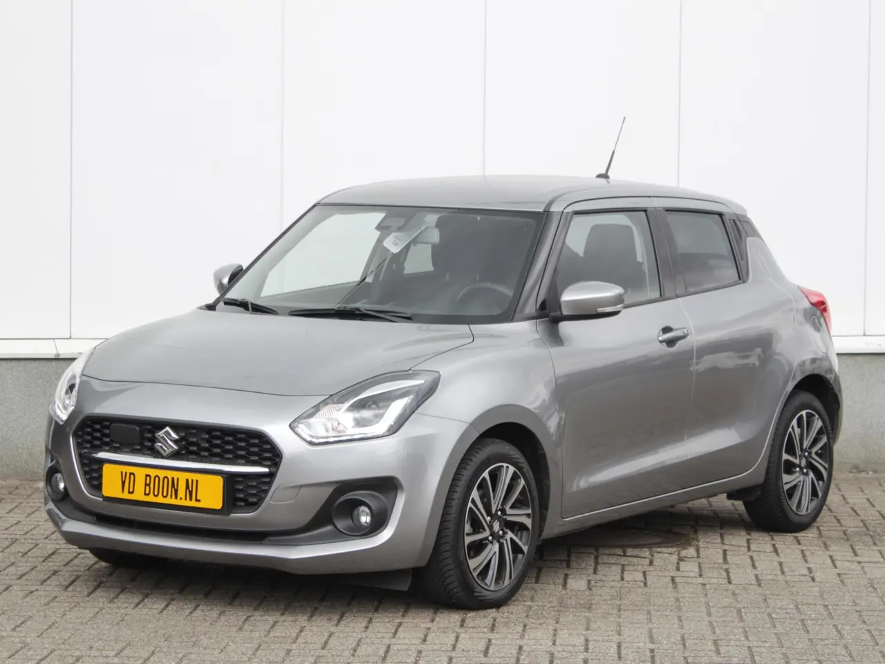 Suzuki Swift 1.2 Style Smart Hybrid 2022, foto 1