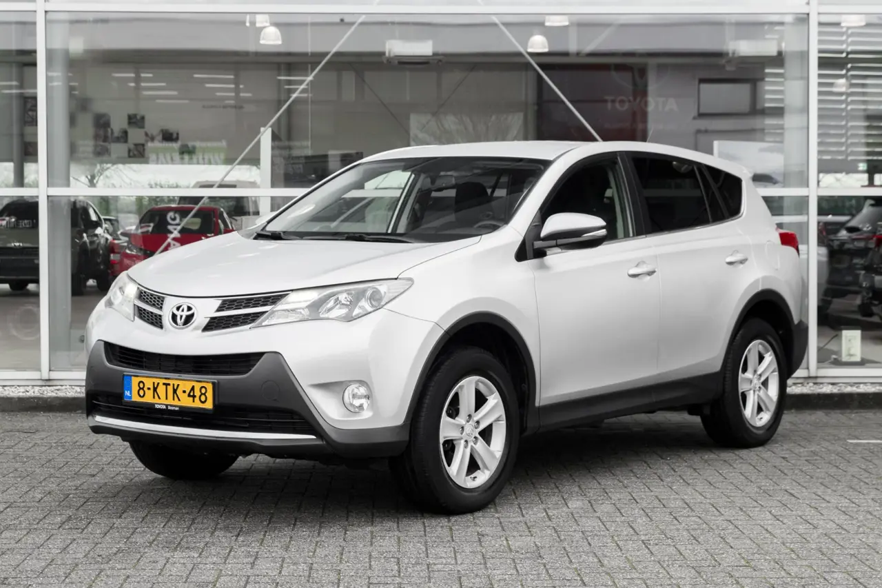 Toyota RAV4 2.0 Dynamic 4WD 2013, foto 1