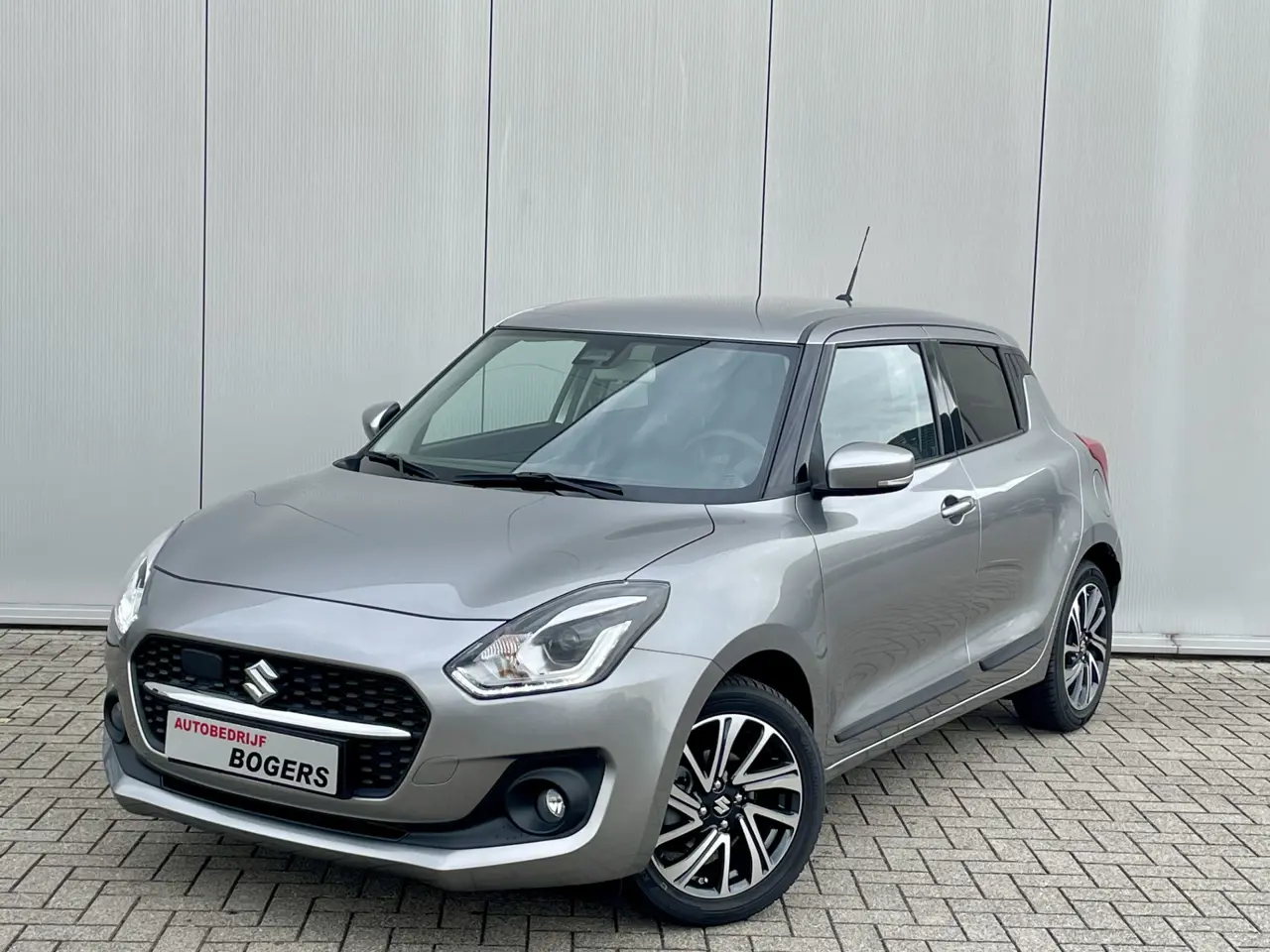Suzuki Swift 1.2 Style Smart Hybrid 2024, foto 1