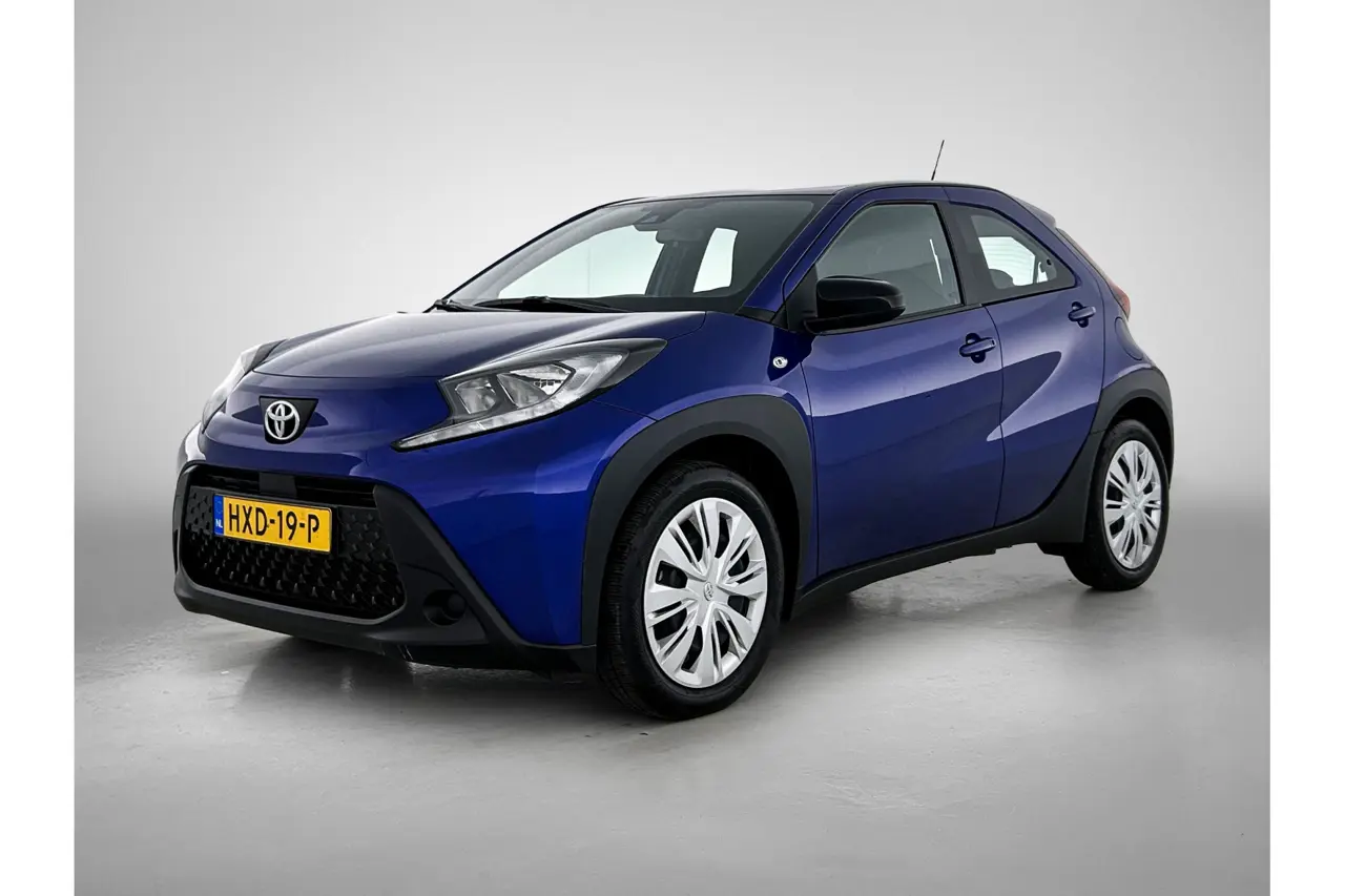 Toyota Aygo X 1.0 VVT-i Mt Play 2025, foto 1