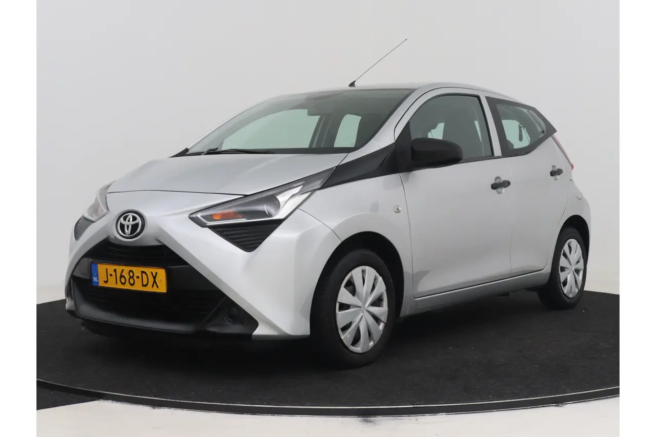 Toyota Aygo 1.0 VVT-i X-Fun 2020, foto 1