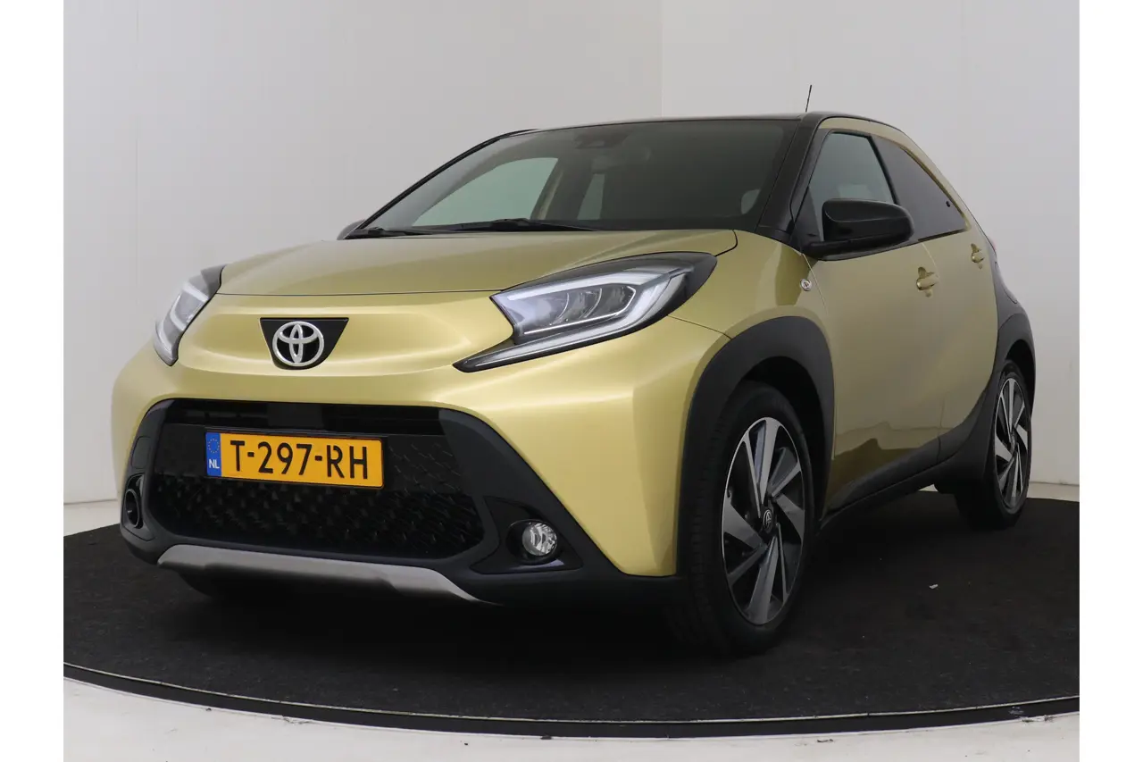 Toyota Aygo X 1.0 VVT-i Mt Envy 2023, foto 1
