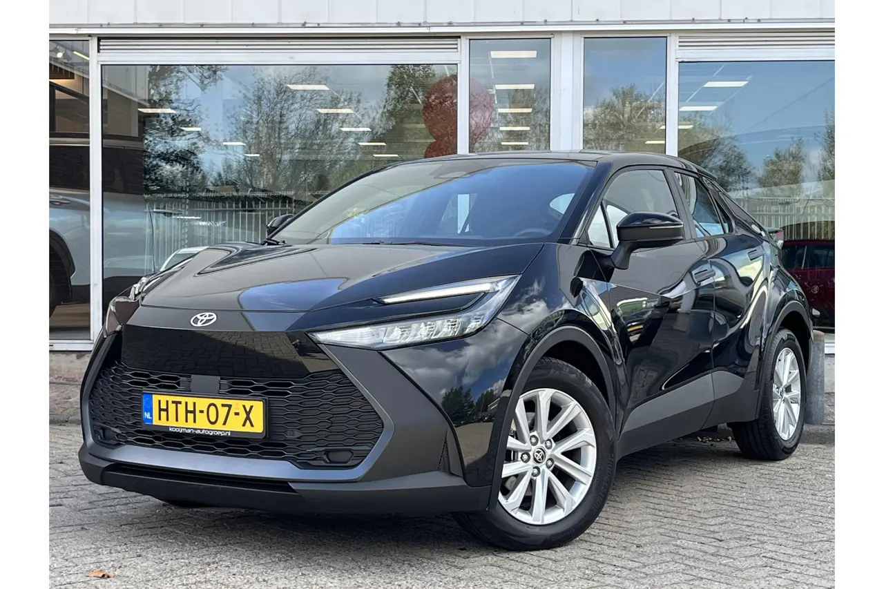 Toyota C-HR 1.8 Hybrid 140 Active 2025, foto 1