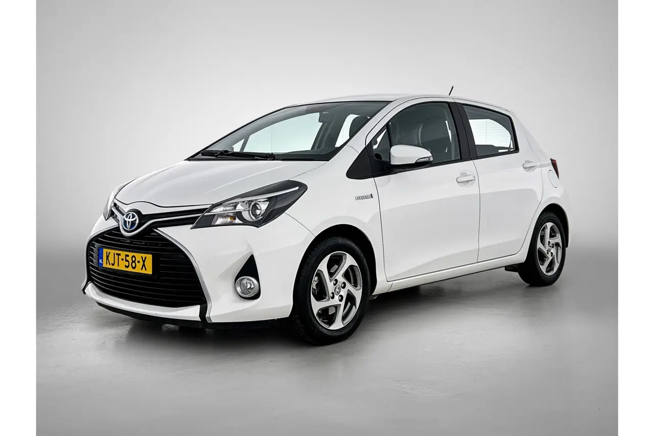 Toyota Yaris 1.5 Hybrid Lease 2015, foto 1