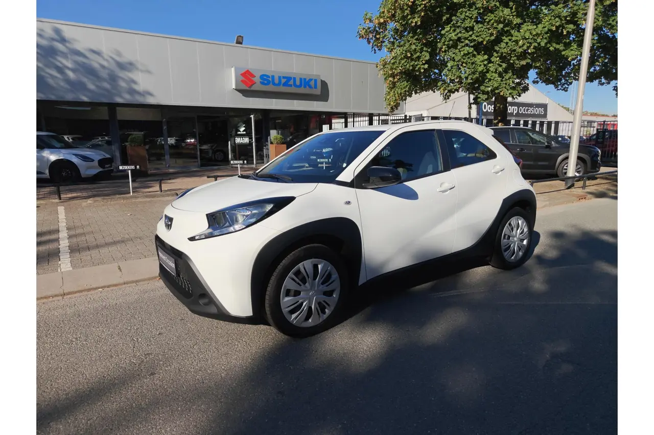 Toyota Aygo X 1.0 VVT-i Mt 2025, foto 1