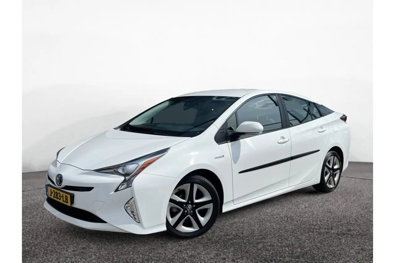 Toyota Prius 1.8 Executive 2019, foto 1