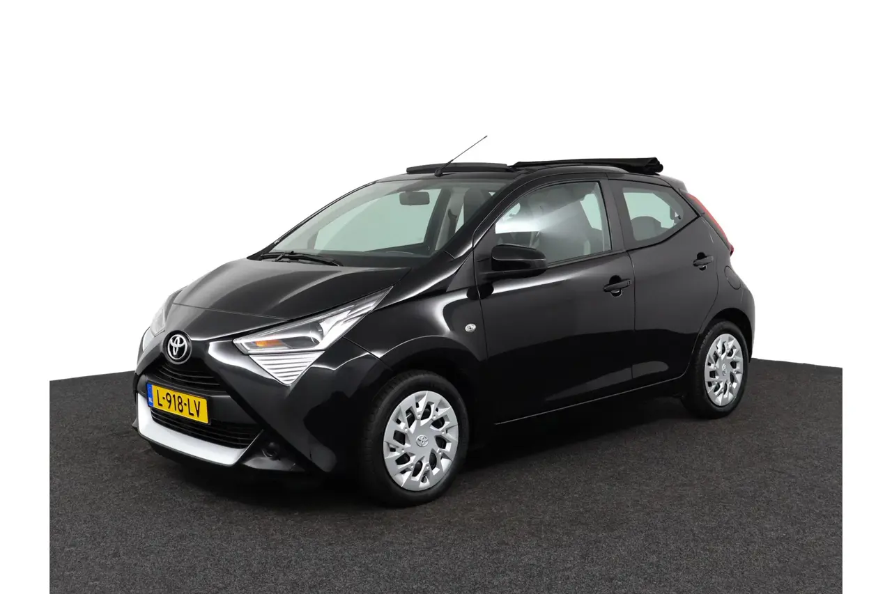 Toyota Aygo 1.0 VVT-i X-Play Cabrio 2021, foto 1