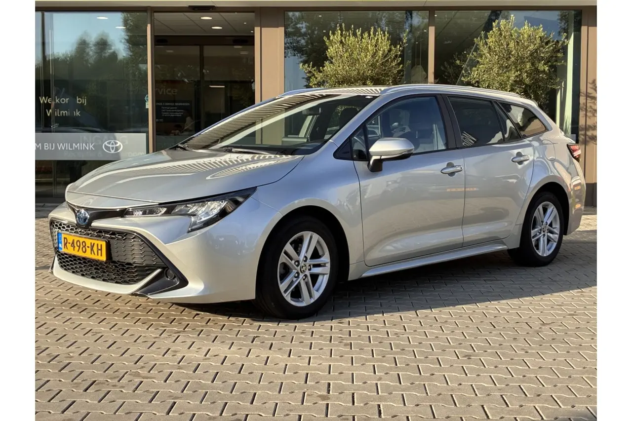 Toyota Corolla Touring Sports 1.8 Hybrid Active 2022, foto 1